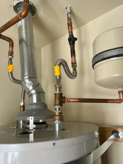 Water heater installation and plumbing repair in West University Place